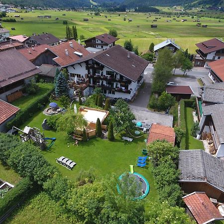 Haus Alpengluehen Apartman Ehrwald Kültér fotó