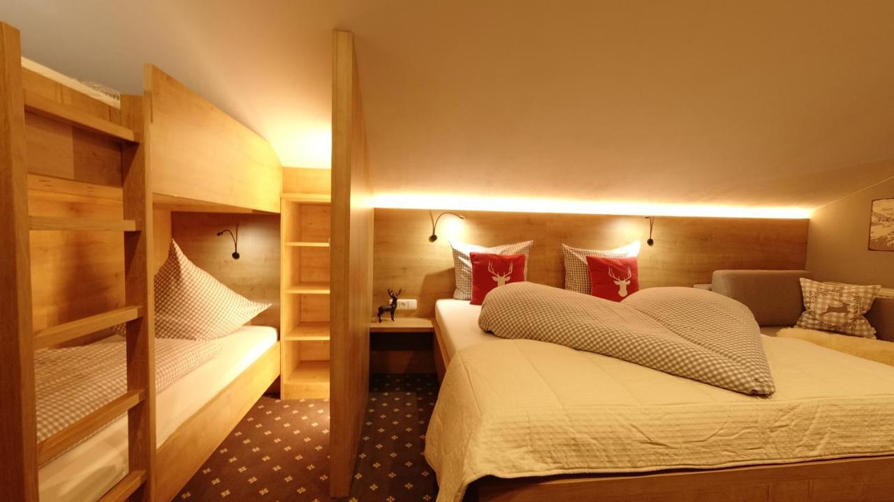 Haus Alpengluehen Apartman Ehrwald Kültér fotó