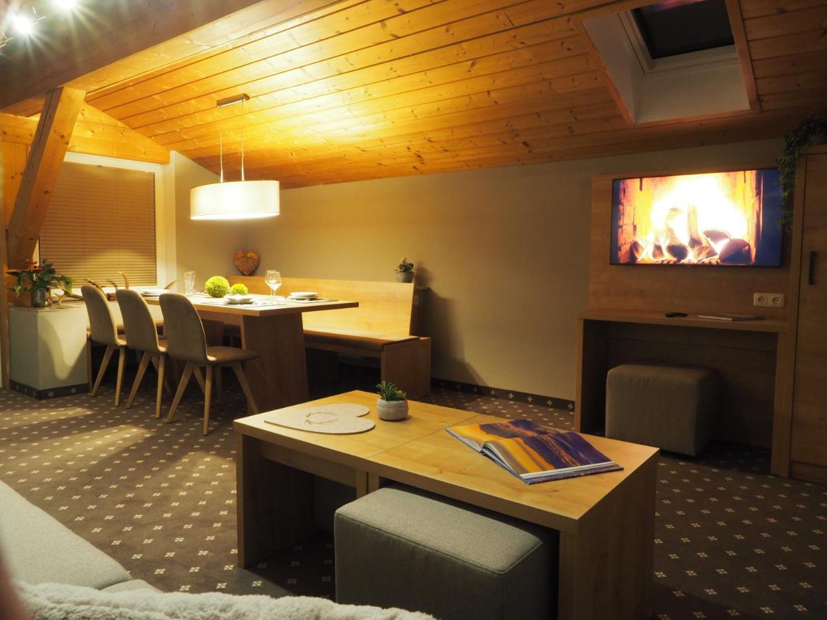 Haus Alpengluehen Apartman Ehrwald Kültér fotó