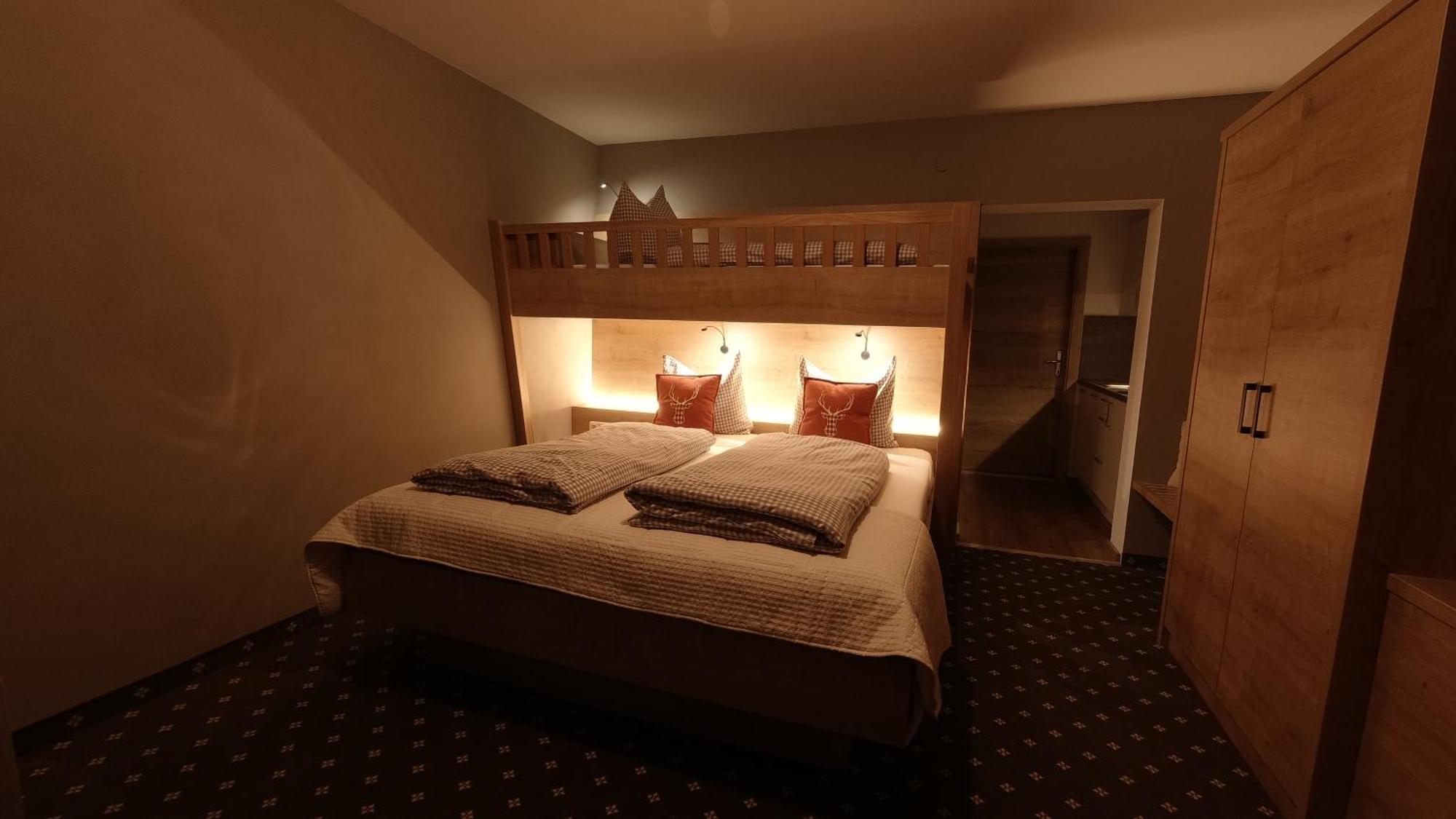 Haus Alpengluehen Apartman Ehrwald Kültér fotó